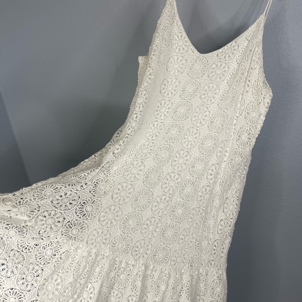 Super cute white Ella Moss eyelet daisy lace dress
